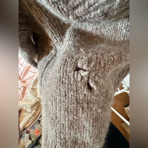 Ladies Medium Hand-knit vintage cowl neck sweater - Picture 1 of 3